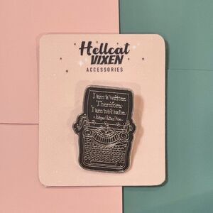 Vintage Typewriter Edgar Allan Poe Quote Im a Writer Metal Enamel Pin Brooch